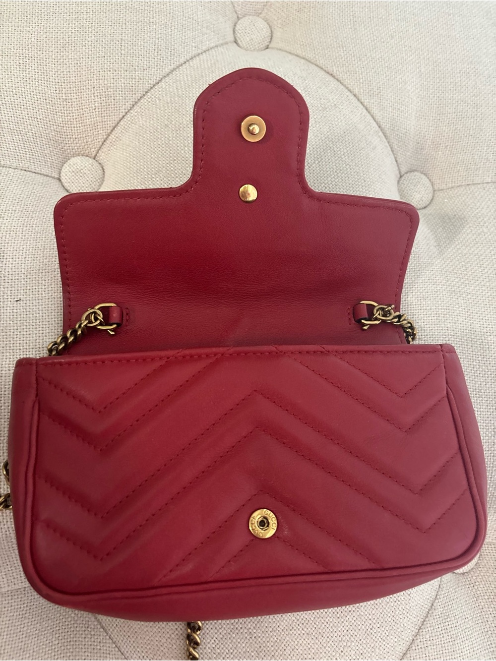 Gucci GG Marmont Super Mini Red Bag - Picture 10 of 14